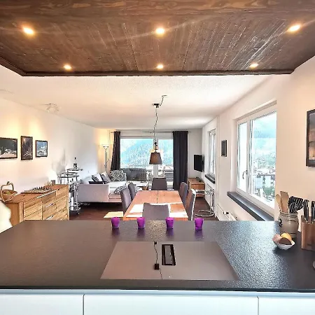 Wunderschoene Mitten In