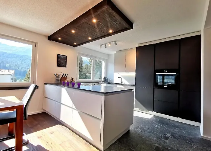 Wunderschoene Mitten In Apartment Arosa