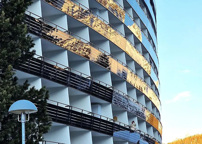 Wunderschoene Mitten In 阿罗萨